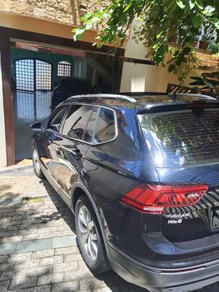 VOLKSWAGEN TIGUAN 1.4 250 TSI TOTAL FLEX ALLSPACE COMFORTLINE TIPTRONIC VOLKSWAGEN TIGUAN 1.4 250 TSI TOTAL FLEX ALLSPACE COMFORTLINE TIPTRONIC